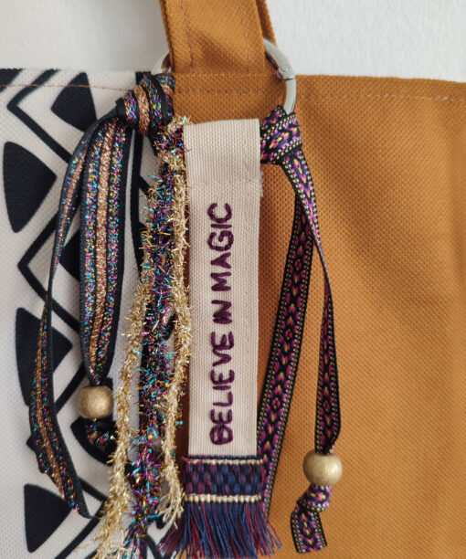 Alternative view of Believe in Magic - Bag Charm